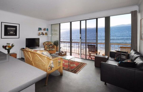 Rivermouth On Kingston Beach - South Australia Travel 0