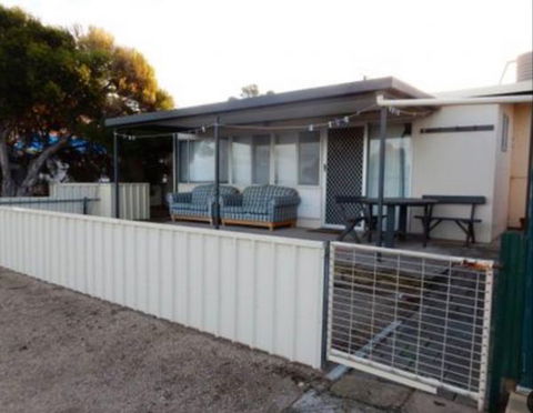 Samuel's Shack - South Australia Travel 3
