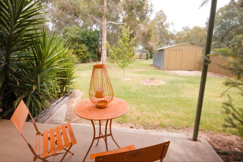 Wang Stays And Short Stops - South Australia Travel 1