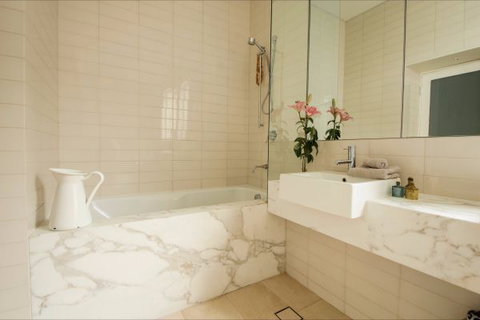 Woollahra Terrace - South Australia Travel 8