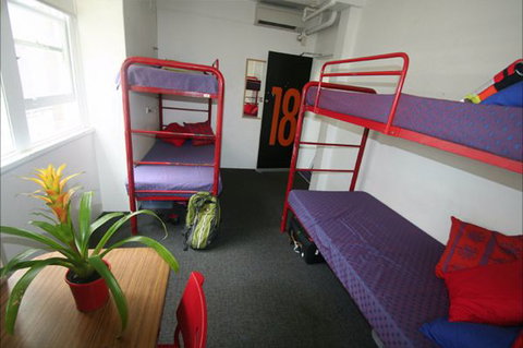 Zing! Backpackers Hostel - South Australia Travel 9