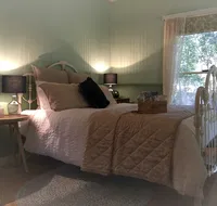 Telegraph Retreat Cottages - South Australia Travel