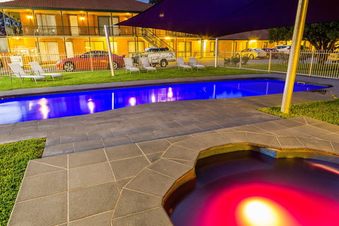 Advance Motel - South Australia Travel 0