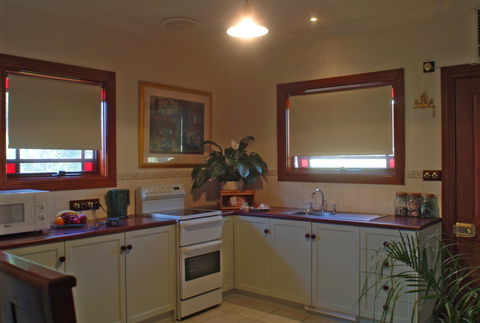 Anchor Cottage - South Australia Travel 3
