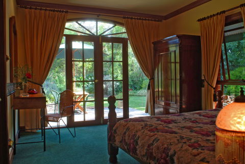 Anchor Cottage - South Australia Travel 4