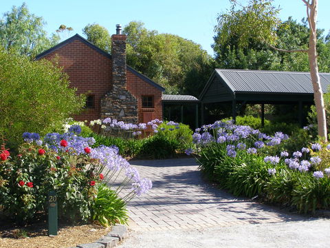 Anchor Cottage - South Australia Travel 5