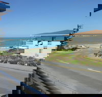 Breakwater 2 - South Australia Travel