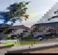 Chrissie's Palace - South Australia Travel