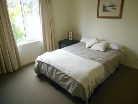 Decked Out In Vincent - South Australia Travel 5