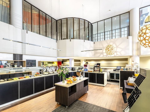 Ibis Melbourne Hotel & Apartments - South Australia Travel 0