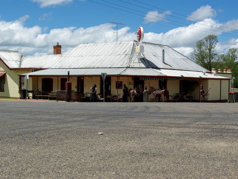 Royal Hotel Dalton - South Australia Travel 0