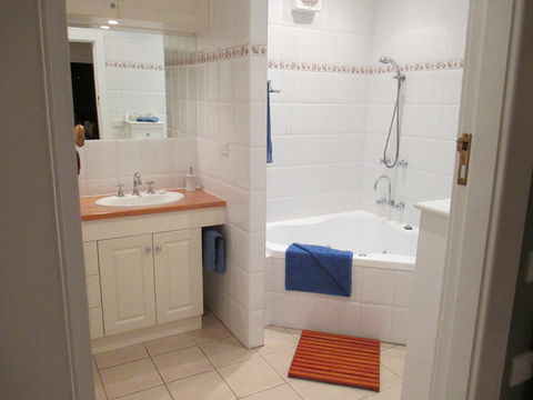 Iona Cottage - South Australia Travel 4