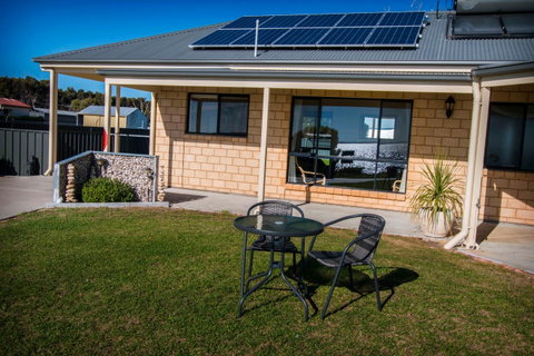 Pelican Perch Retreat - South Australia Travel 8