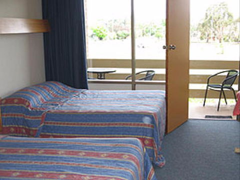 Red Cedars Motel - South Australia Travel 0