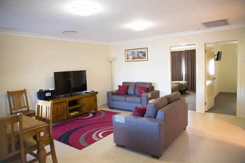 Scone Motor Inn And Apartments - South Australia Travel 0