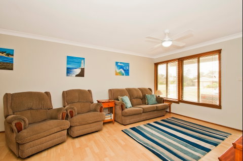Tea Tree Cottage - South Australia Travel 3