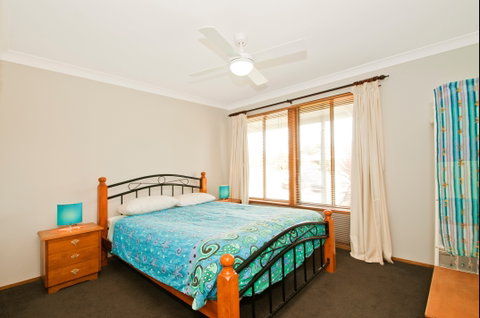 Tea Tree Cottage - South Australia Travel 8