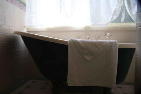 Telegraph Retreat Cottages - South Australia Travel 5