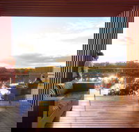 The Frames - Luxury Riverland Accommodation - South Australia Travel