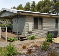 The Bird Hide - South Australia Travel