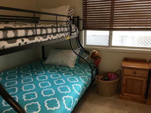 WA HomeStay - South Australia Travel 7