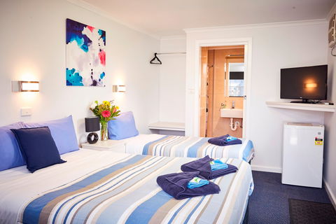 Wattle Grove Motel And Villa - South Australia Travel 0