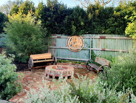 Alkira Garden Studios - South Australia Travel 2