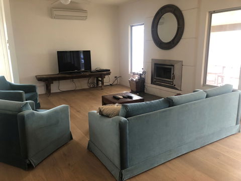 Carinya Caravan Park - South Australia Travel 1