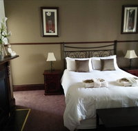 Duke of Cornwall Inn - South Australia Travel