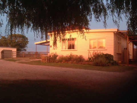 Fairview Bed And Breakfast Cottage - South Australia Travel 1