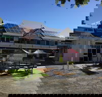 Jacaranda Hotel - South Australia Travel