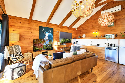 Kangaroo Valley Timber Cabin - South Australia Travel 1