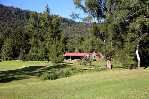 Kangaroo Valley Timber Cabin - South Australia Travel 7