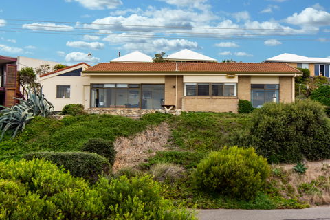 Lowtide - South Australia Travel 1