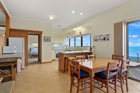 Lowtide - South Australia Travel 5
