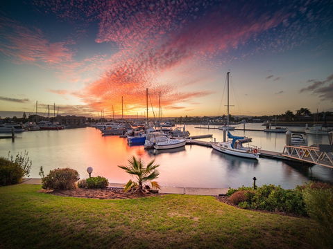 Marina Reflections - South Australia Travel 0