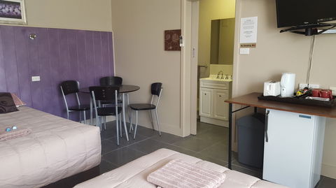 Meeniyan Motel And Bike Hire - South Australia Travel 6