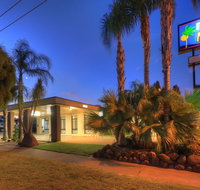 Paruna Motel - South Australia Travel