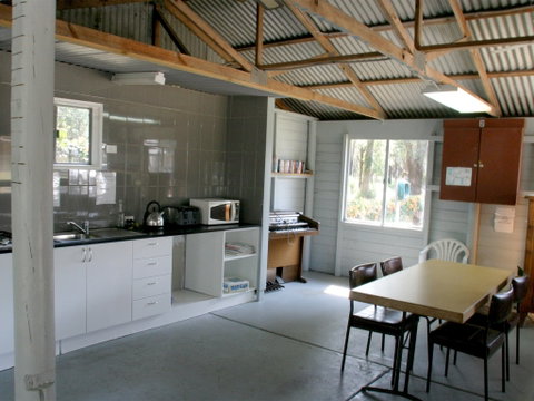 Tall Timbers Caravan Park - South Australia Travel 4