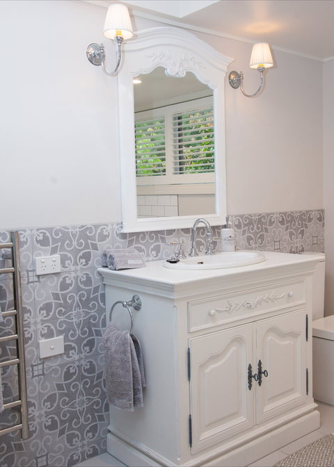 The Studio & The Barn - South Australia Travel 5