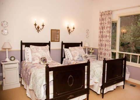 The Studio & The Barn - South Australia Travel 8