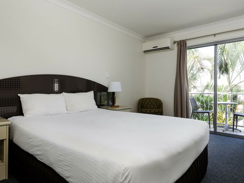 The Waterloo Bay Hotel - South Australia Travel 2