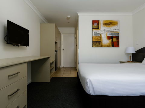 The Waterloo Bay Hotel - South Australia Travel 3