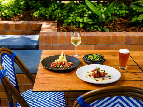 The Waterloo Bay Hotel - South Australia Travel 7