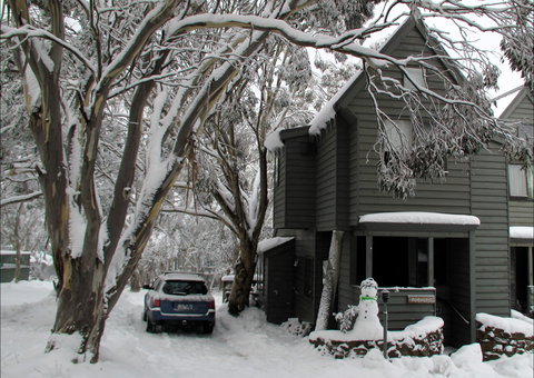 Wallace's - Crystal Creek Chalet 1 - South Australia Travel 0