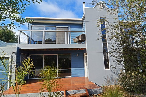 Barrakee Beach House - South Australia Travel 0