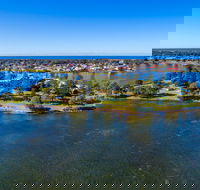 Belmont Lakeside Holiday Park - South Australia Travel