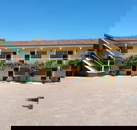 Bradman Motor Inn - South Australia Travel