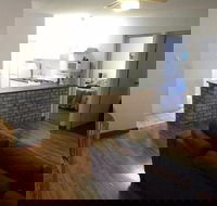 Carnarvon Central Apartments - South Australia Travel