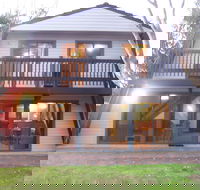 Century 21 SouthCoast Pink Gums - South Australia Travel
